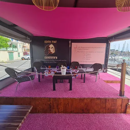 Hotel La Vie En Rose Avec Spa Exterieur Collectif Gratuit فندق سانت-ماندرييه-سور-مير
